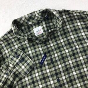 Johnnie-O Shirt Mens Medium Green Plaid Flannel Button Up Hangin Out Beach Surf